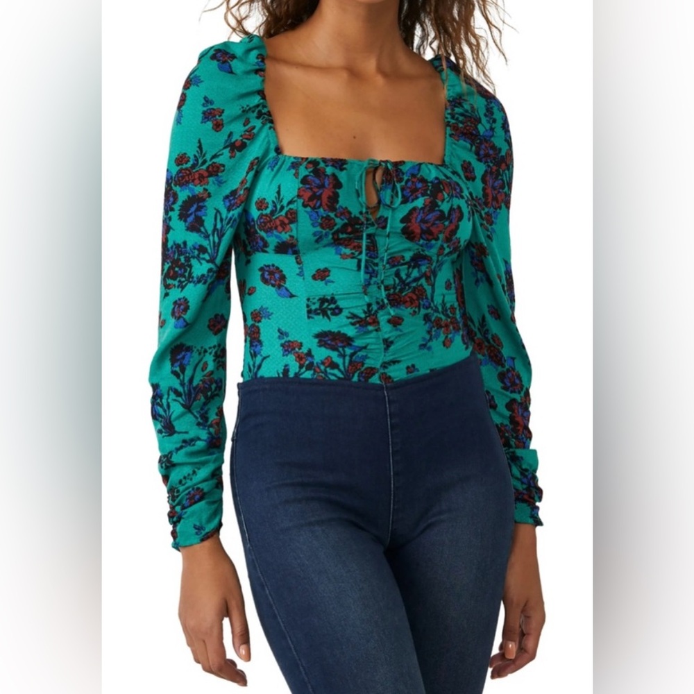 NWT FREE PEOPLE Hilary Top-Small